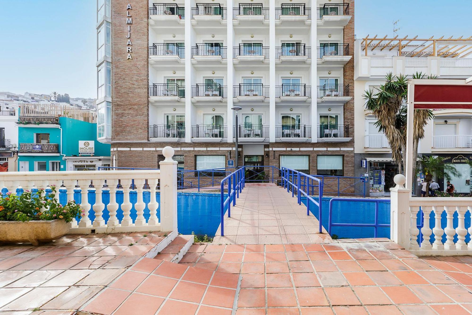 Hotel Almijara - Mares ลาเอร์ราดูรา ภายนอก รูปภาพ